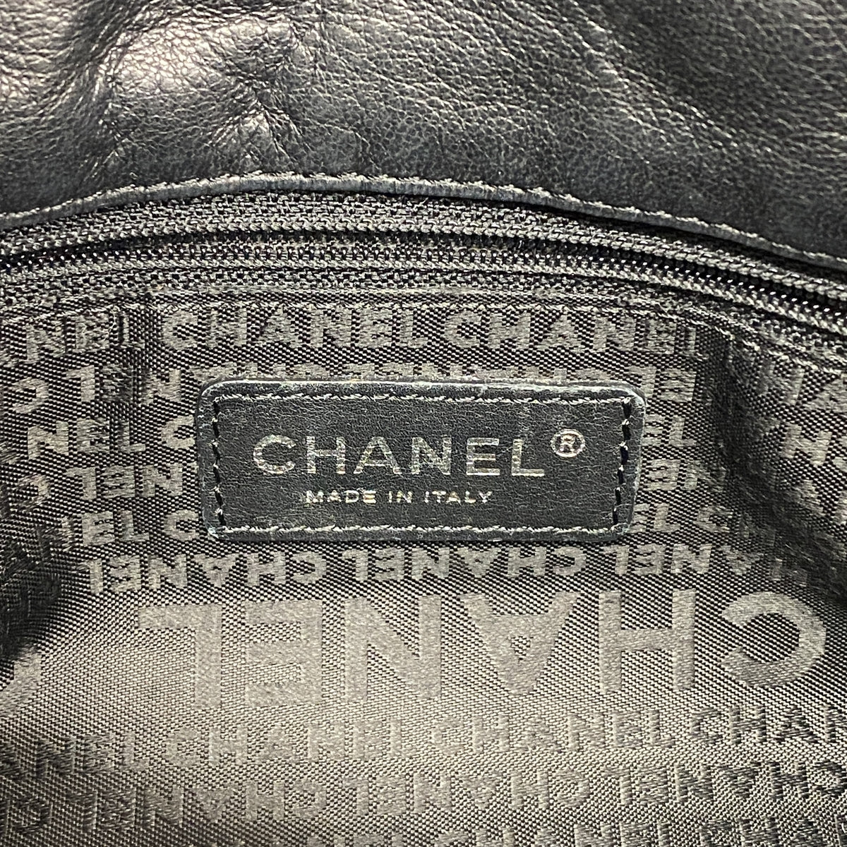 【6hd3848-k】シャネル ショルダーバッグ ワイルドステッチ チェーンショルダー レザー ブラック シルバー金具【中古】レディース