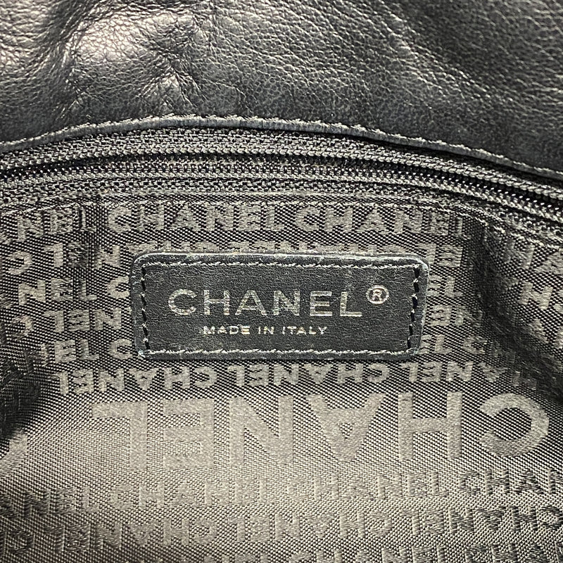 【6hd3848-k】シャネル ショルダーバッグ ワイルドステッチ チェーンショルダー レザー ブラック シルバー金具【中古】レディース