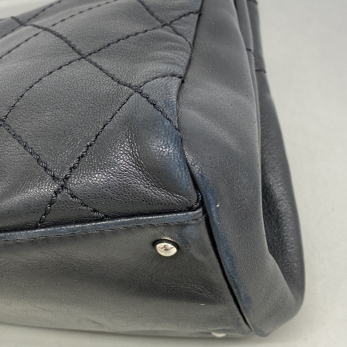 【6hd3848-k】シャネル ショルダーバッグ ワイルドステッチ チェーンショルダー レザー ブラック シルバー金具【中古】レディース