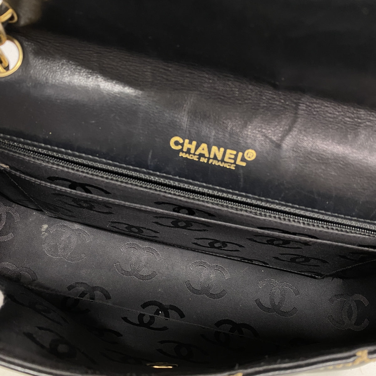 【6hd3850-k】シャネル ショルダーバッグ ワイルドステッチ Wチェーン レザー ブラック ゴールド金具【中古】レディース