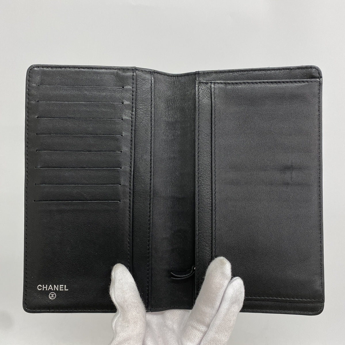 【6hd3851-k】シャネル 長財布 マトラッセ ブリリアント パテントレザー ブラック シルバー金具【中古】レディース