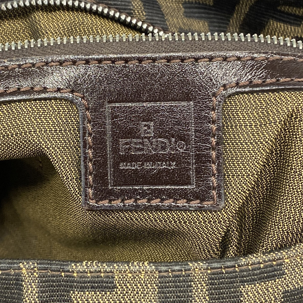 【6hd3870】フェンディ ハンドバッグ ズッカ ナイロンキャンバス ブラウン シルバー金具【中古】レディース