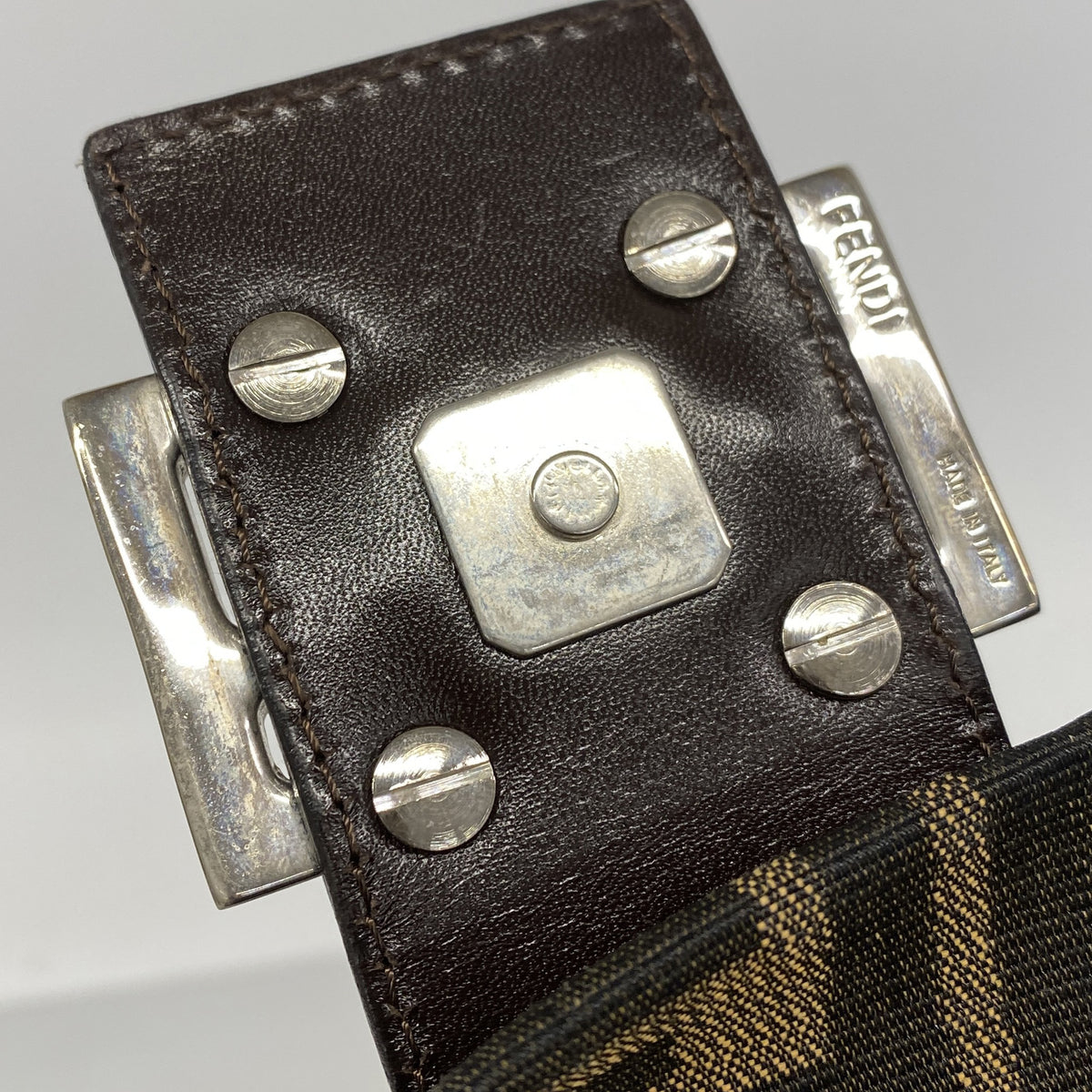 【6hd3891】フェンディ ハンドバッグ ズッカ マンマバケット ナイロンキャンバス ブラウン シルバー金具【中古】レディース