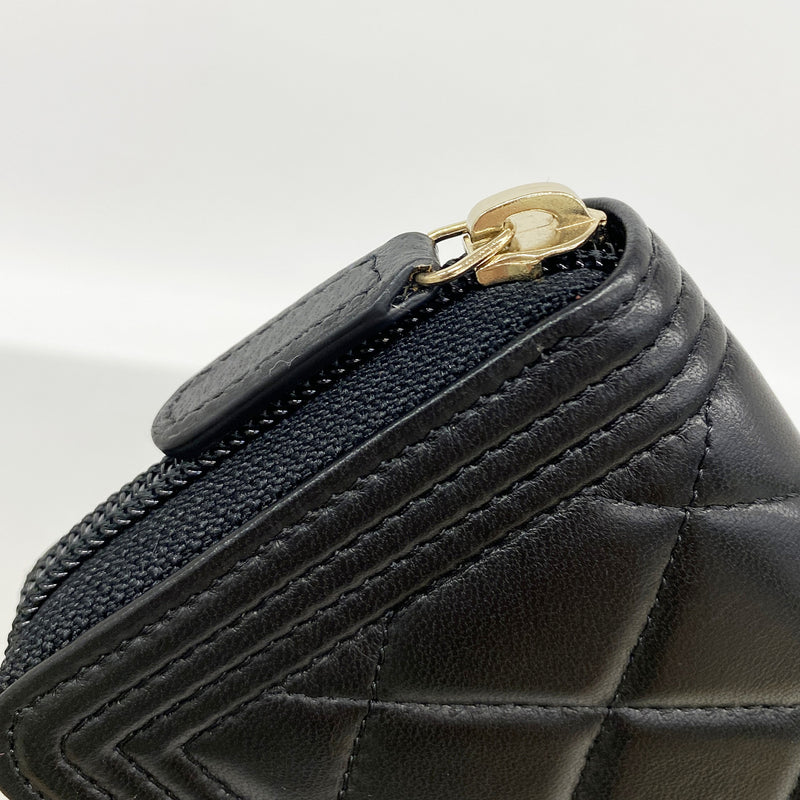 【6hd3945-k】シャネル コインケース ボーイシャネル ラムスキン ブラック ゴールド金具【中古】レディース