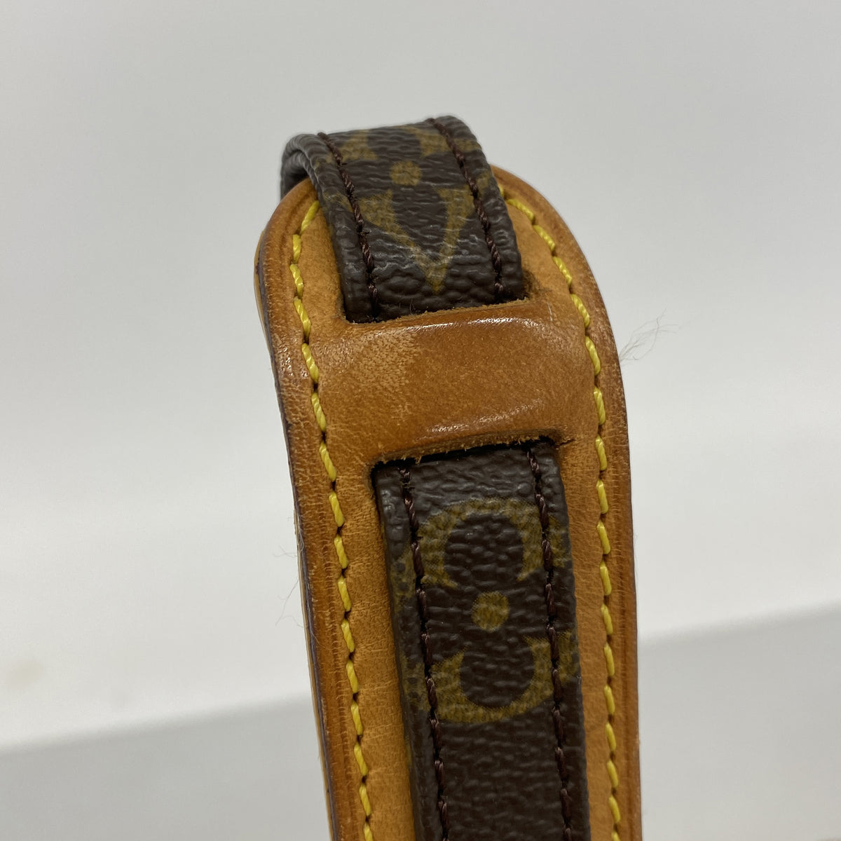 【6hd3956】ルイヴィトン ショルダーバッグ モノグラム ダヌーブ M45266 ブラウン【中古】レディース