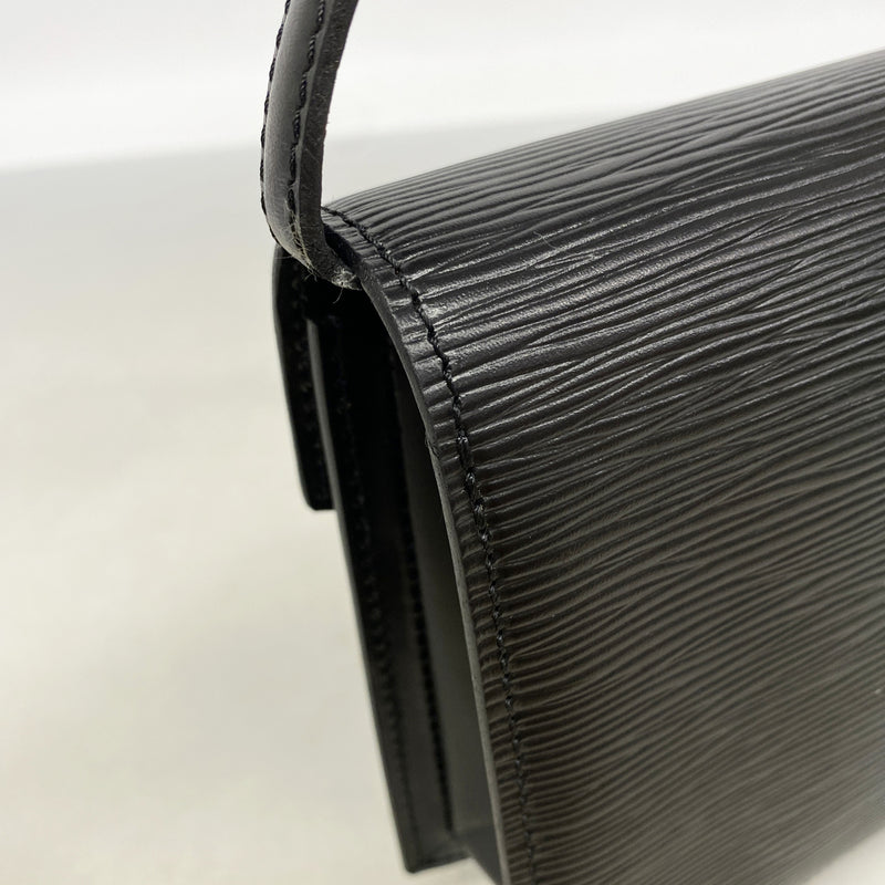 【6hd3998】ルイヴィトン ショルダーバッグ エピ プレブール M52562 ノワール【中古】レディース