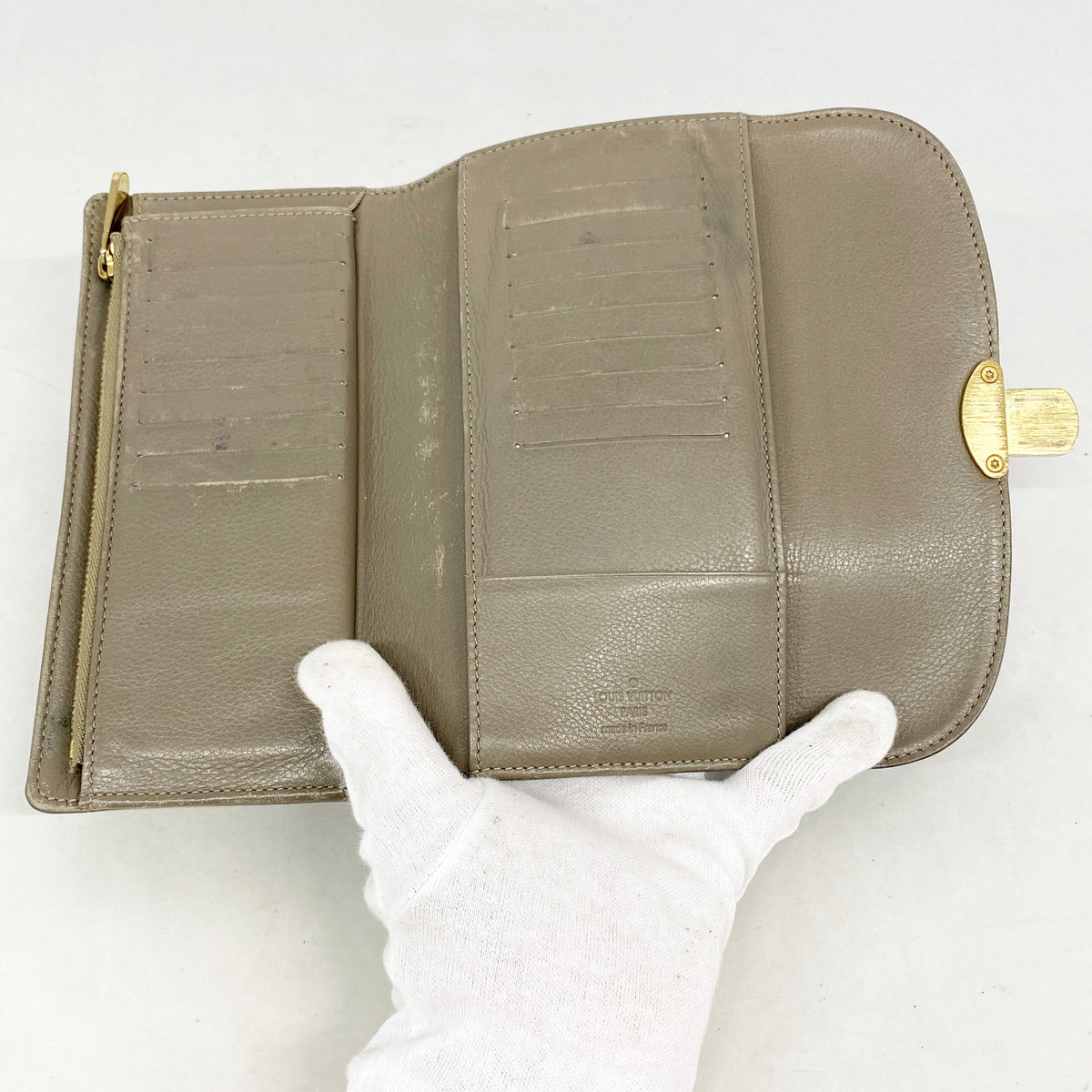 【6hd4003】ルイヴィトン 三つ折り長財布 マヒナ ポルトフォイユアメリア M93761 トープ【中古】レディース