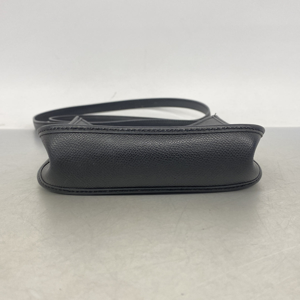 【6hd4044】エルメス ショルダーバッグ エヴリンTPM ヴォーエプソン ブラック シルバー金具 □H刻印【中古】レディース