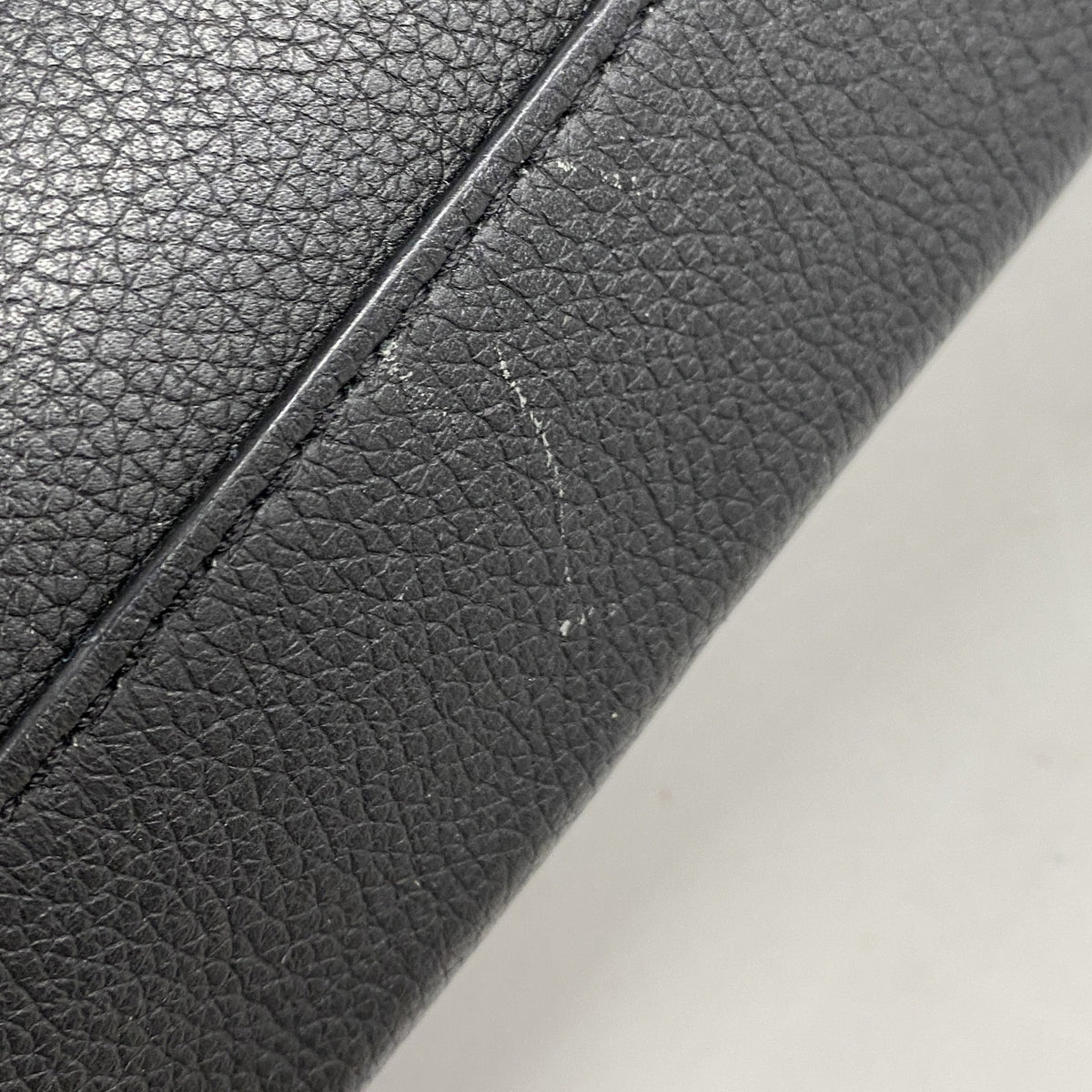 【6hd4046】ルイヴィトン リュック・デイパック ロックミーバックパックスタッズ M54108 ブラック ホワイト【中古】レディース