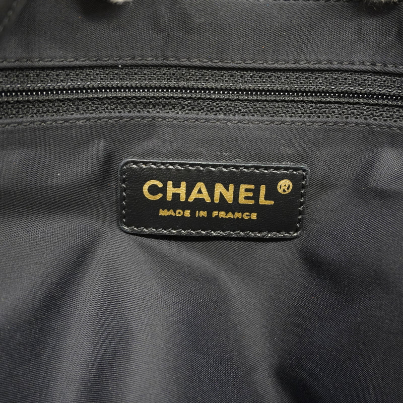 【6hd4053-k】シャネル トートバッグ ニュートラベル ナイロン ブラック シャンパンゴールド金具【中古】レディース