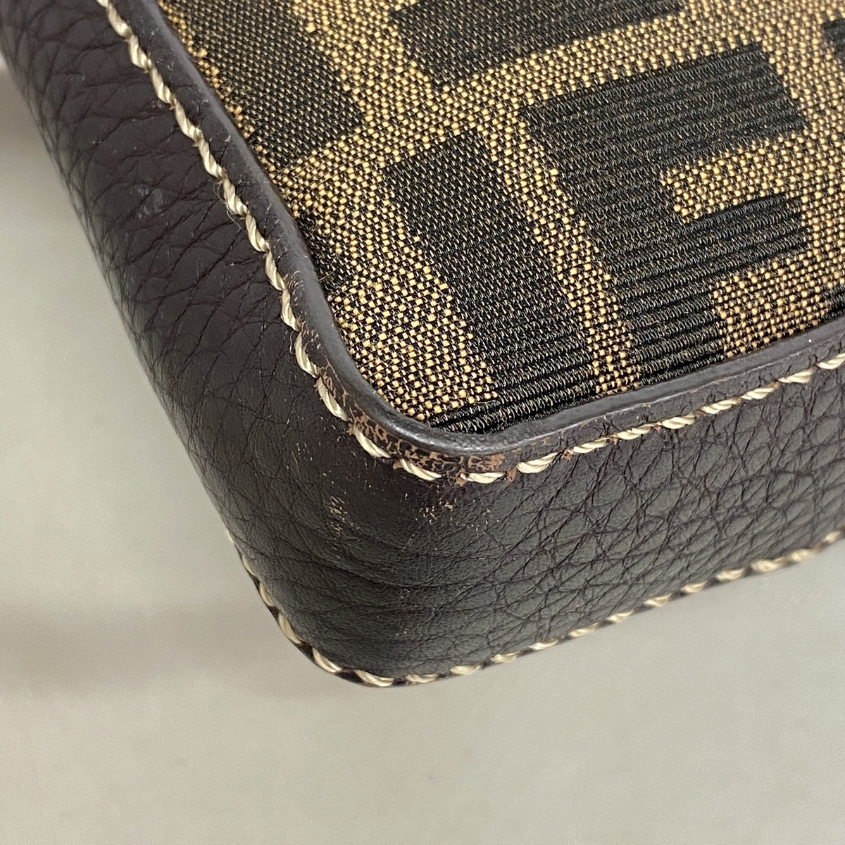 【6hd4082】フェンディ ショルダーバッグ ズッカ セレリア ナイロンキャンバス レザー ブラウン シルバー金具【中古】レディース