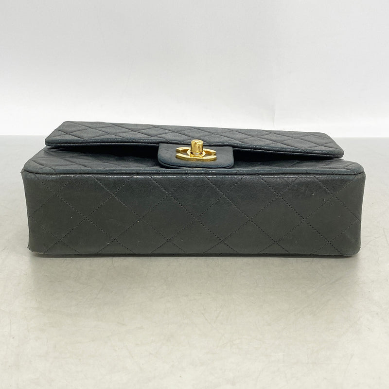 【6hd4202】シャネル ショルダーバッグ マトラッセ Wフラップ Wチェーン ラムスキン ブラック ゴールド金具【中古】レディース