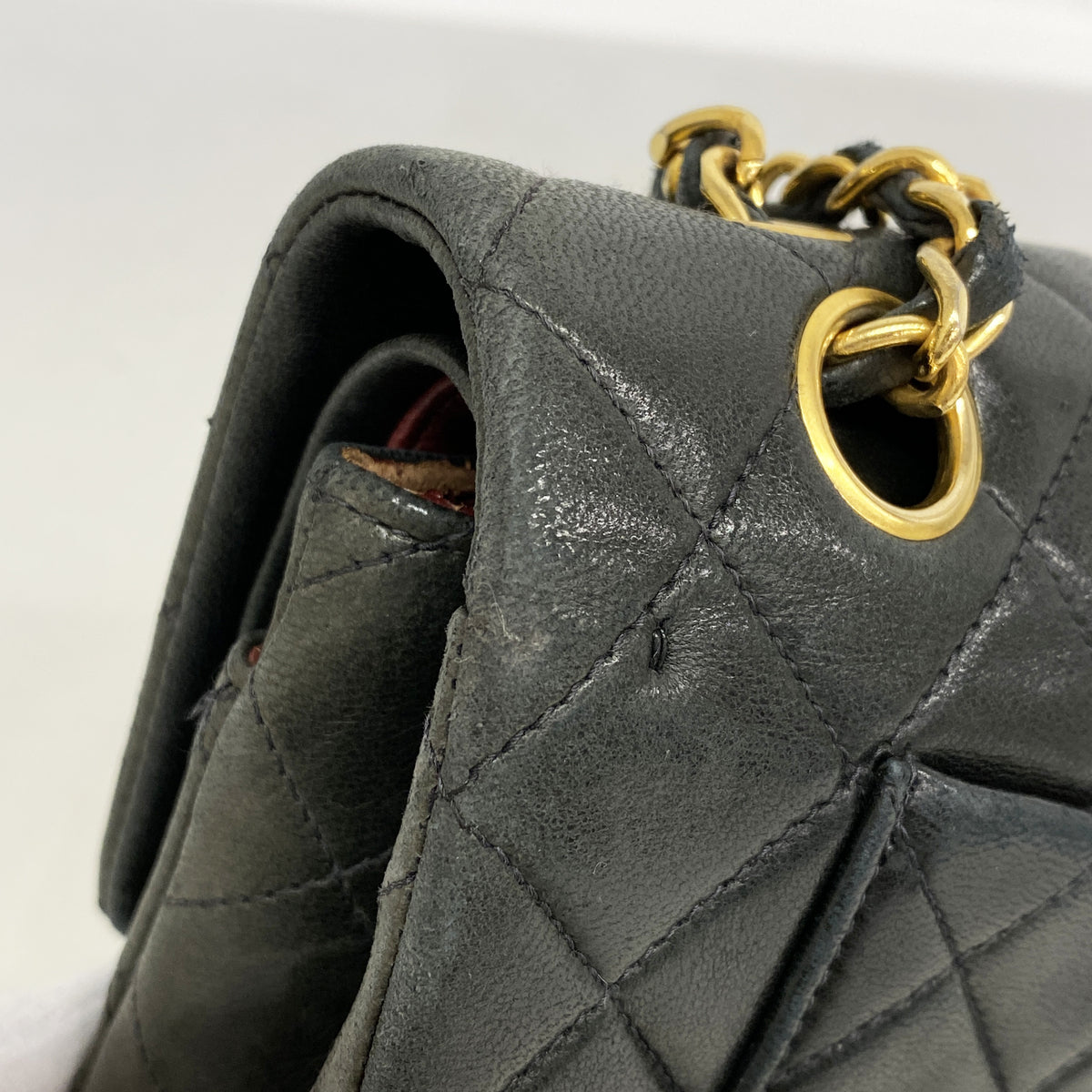 【6hd4202】シャネル ショルダーバッグ マトラッセ Wフラップ Wチェーン ラムスキン ブラック ゴールド金具【中古】レディース