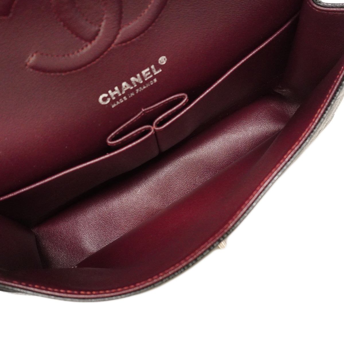 【6hd4234】シャネル ショルダーバッグ マトラッセ Wフラップ Wチェーン キャビアスキン ブラック シルバー金具【中古】レディース