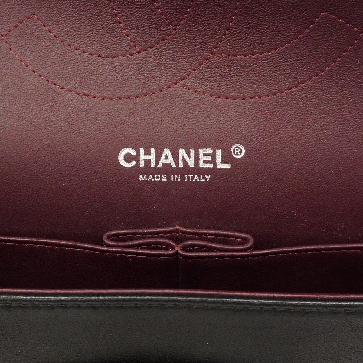 【6hd4235】シャネル ショルダーバッグ デカマトラッセ Wフラップ Wチェーン ラムスキン ブラック シルバー金具【中古】レディース