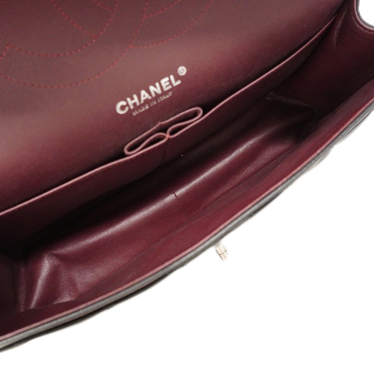 【6hd4235】シャネル ショルダーバッグ デカマトラッセ Wフラップ Wチェーン ラムスキン ブラック シルバー金具【中古】レディース