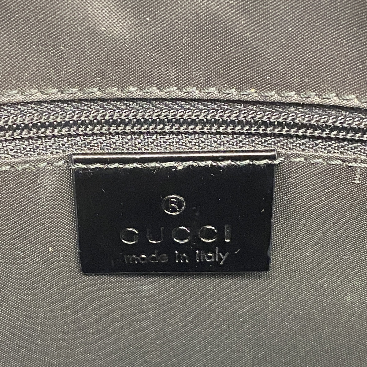 【6hd4243-k】グッチ ショルダーバッグ 001 3261 キャンバス ブラック シルバー金具【中古】レディース