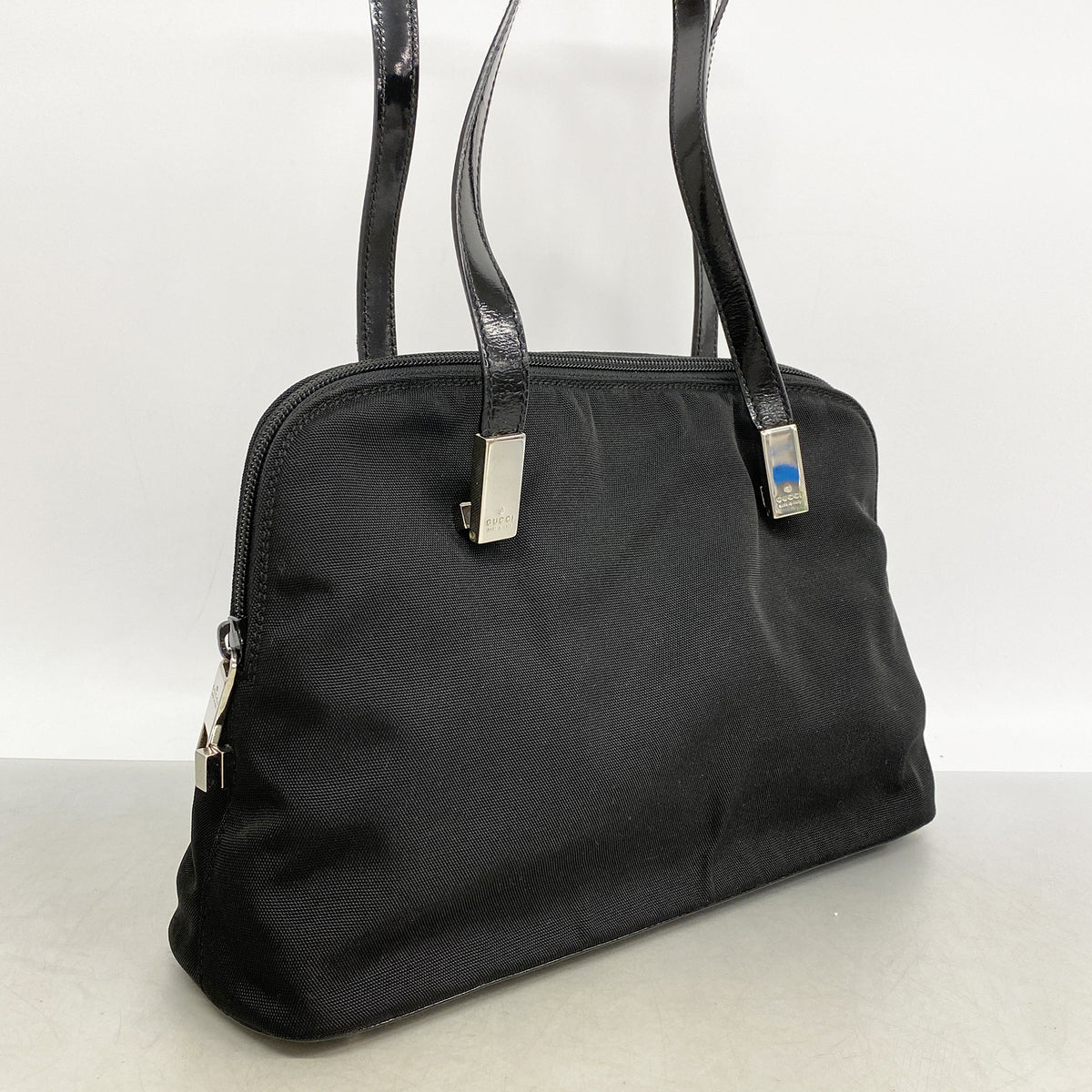 【6hd4243-k】グッチ ショルダーバッグ 001 3261 キャンバス ブラック シルバー金具【中古】レディース