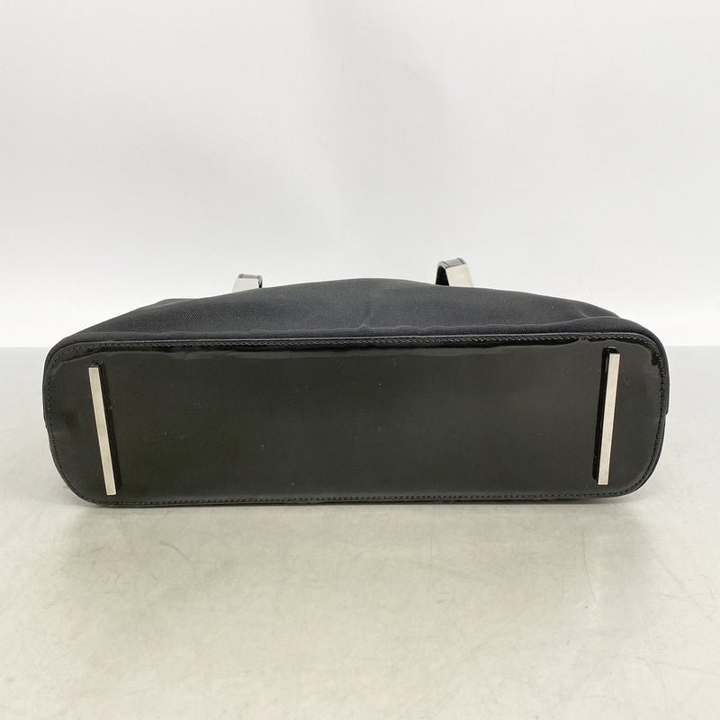 【6hd4243-k】グッチ ショルダーバッグ 001 3261 キャンバス ブラック シルバー金具【中古】レディース