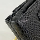 【6hd4293】サルヴァトーレフェラガモ ショルダーバッグ ヴァラ レザー ブラック ゴールド金具【中古】レディース