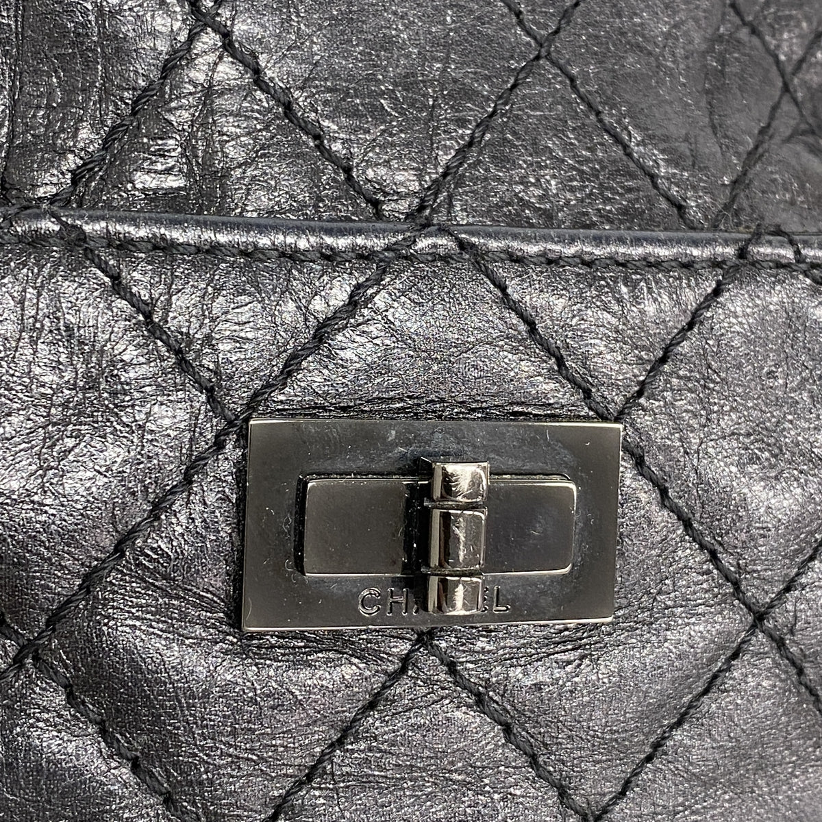 【6hd4304】シャネル ショルダーバッグ 2.55/マトラッセ レザー ブラック シルバー金具【中古】レディース