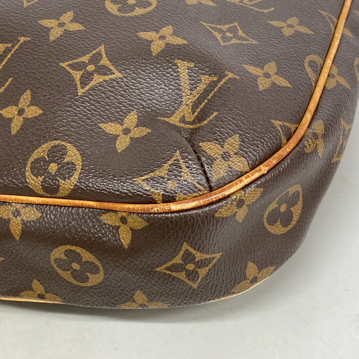 【6hd4315】ルイヴィトン ショルダーバッグ モノグラム オデオンMM M56389 ブラウン【中古】レディース