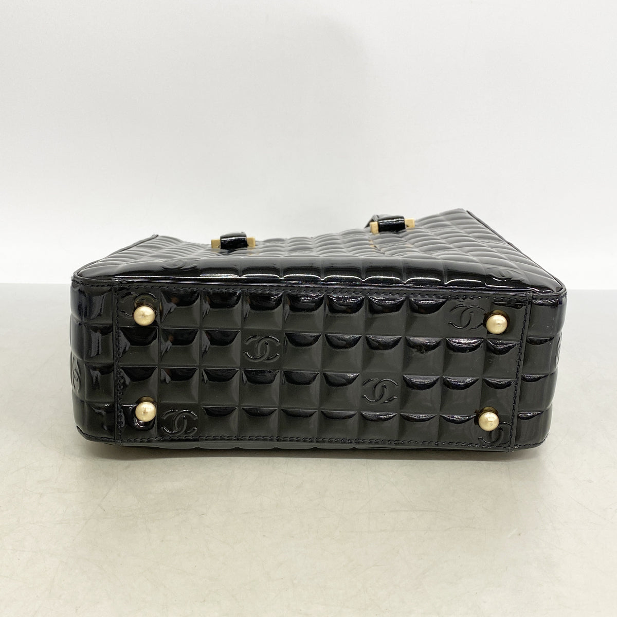 【6hd4326】シャネル トートバッグ チョコバー パテントレザー ブラック ゴールド金具【中古】レディース