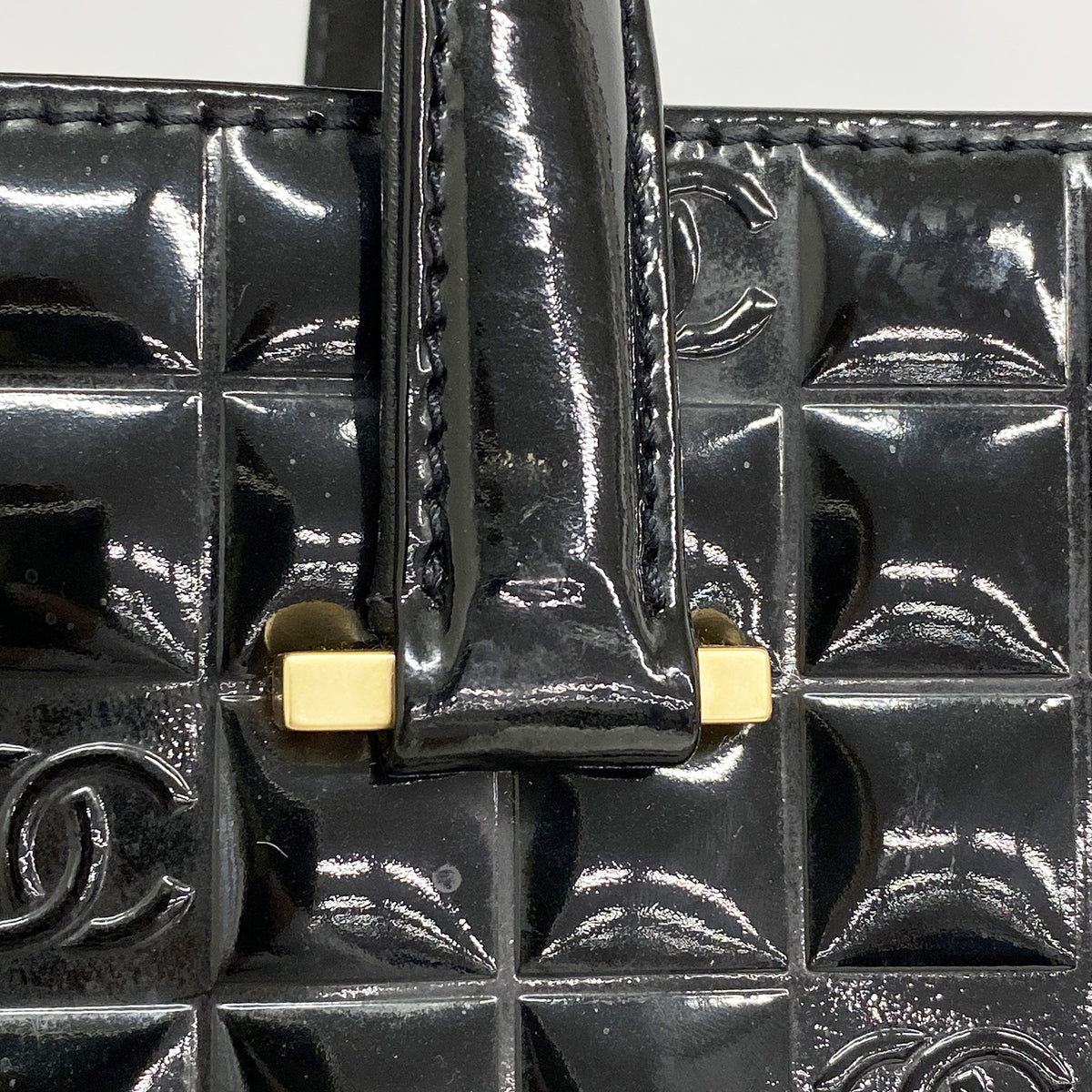 【6hd4326】シャネル トートバッグ チョコバー パテントレザー ブラック ゴールド金具【中古】レディース