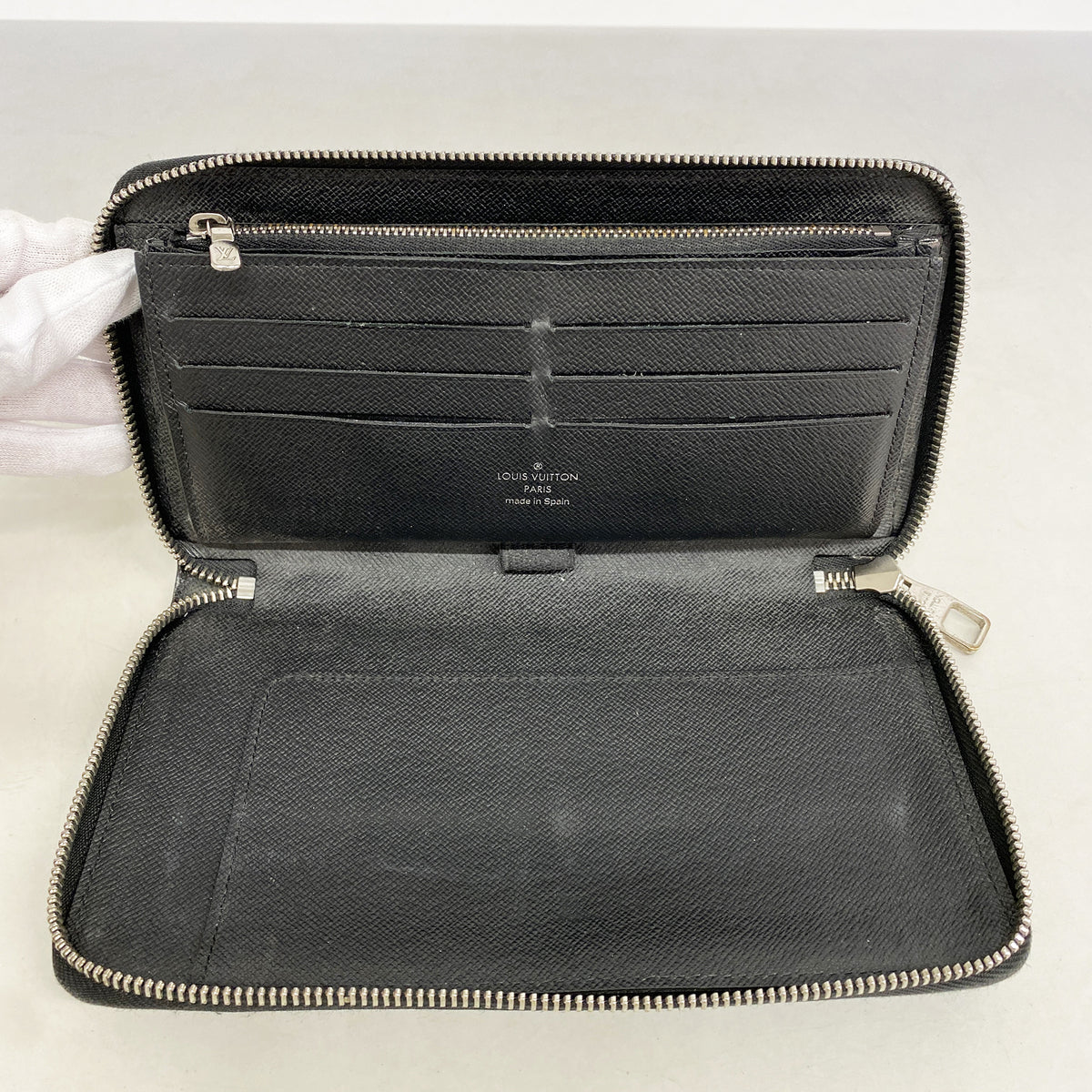 【6hd4371-k】ルイヴィトン 長財布 エピ ジッピーオーガナイザー M63852 ノワール【中古】メンズ