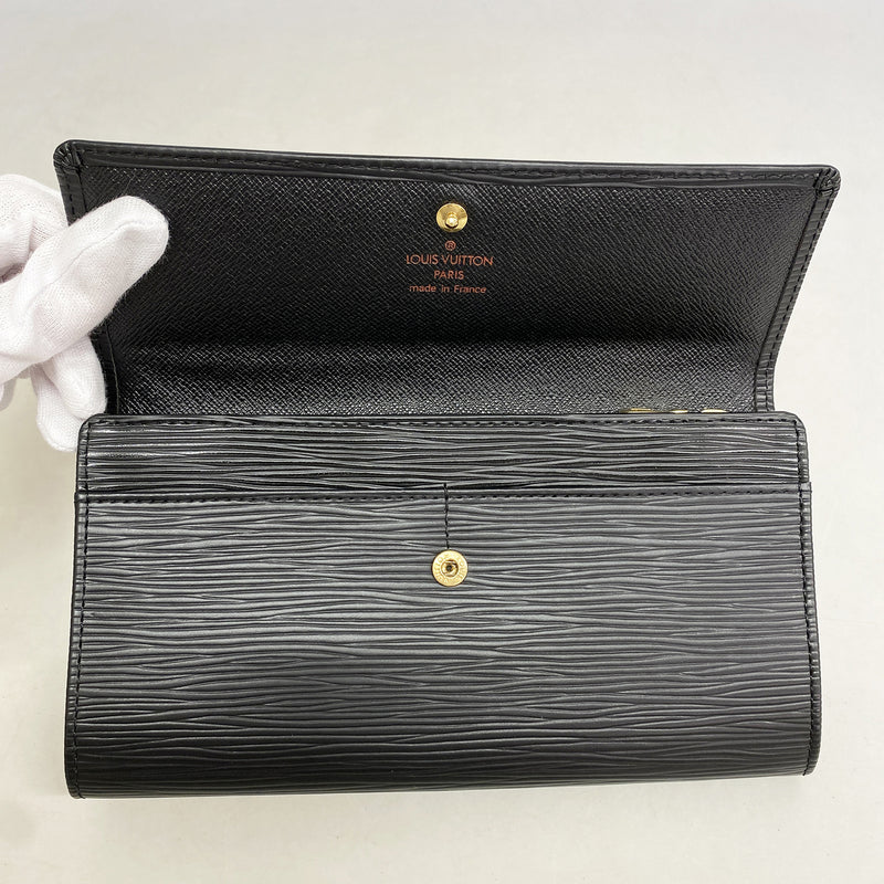 【6hd4372-k】ルイヴィトン 長財布 エピ ポシェットポルトモネクレディ M63572 ノワール【中古】レディース