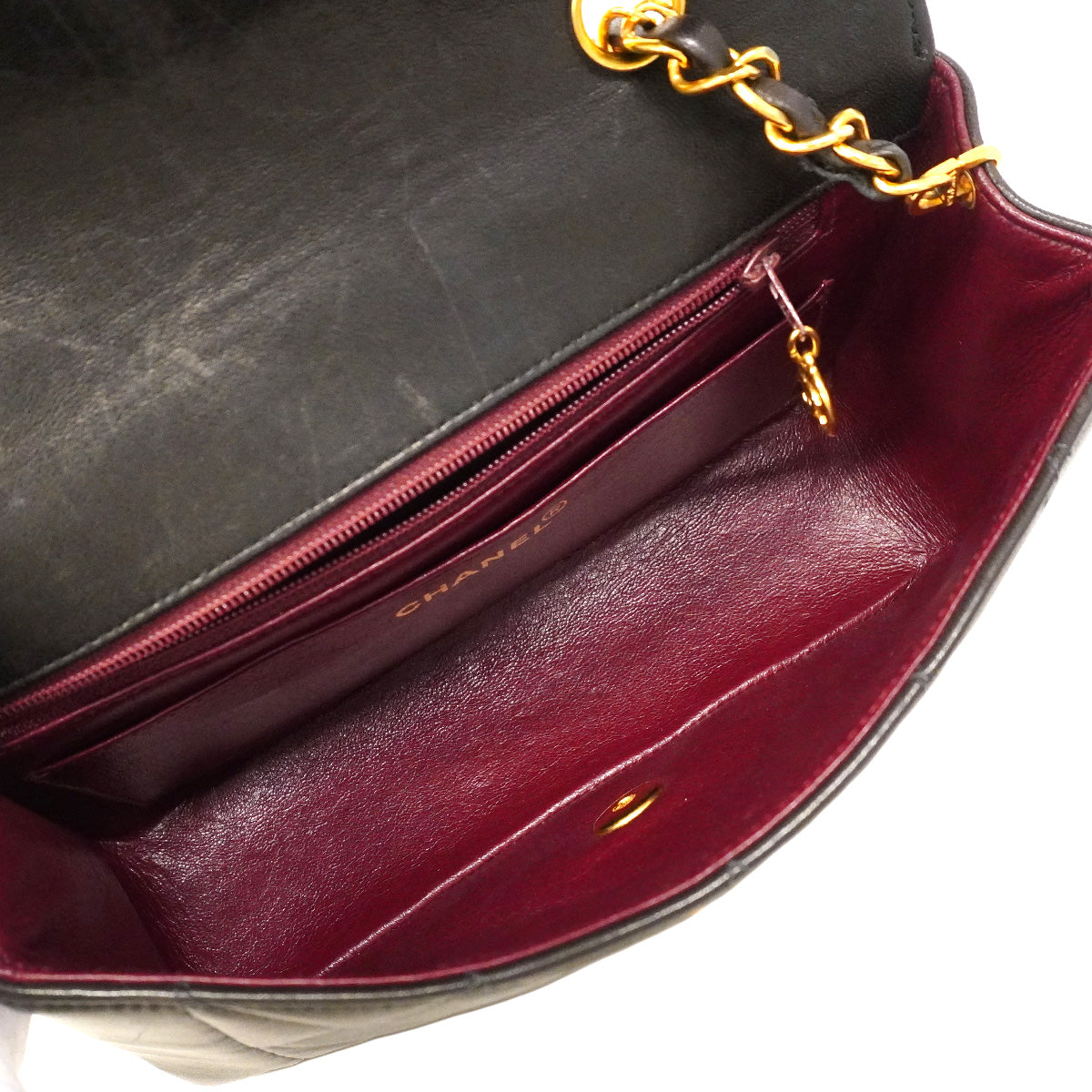 【6hd4381】シャネル ショルダーバッグ ダイアナ チェーンショルダー ラムスキン ブラック ゴールド金具【中古】レディース
