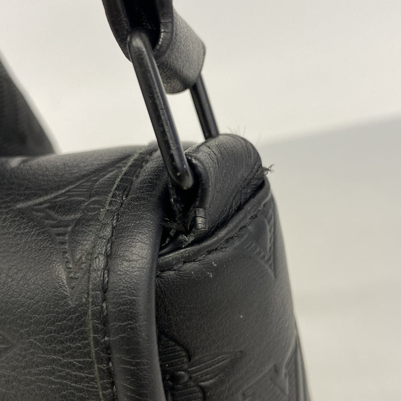 【6he4425】ルイヴィトン ショルダーバッグ モノグラム・シャドウ パルスメッセンジャー M14874 ブラック【中古】メンズ