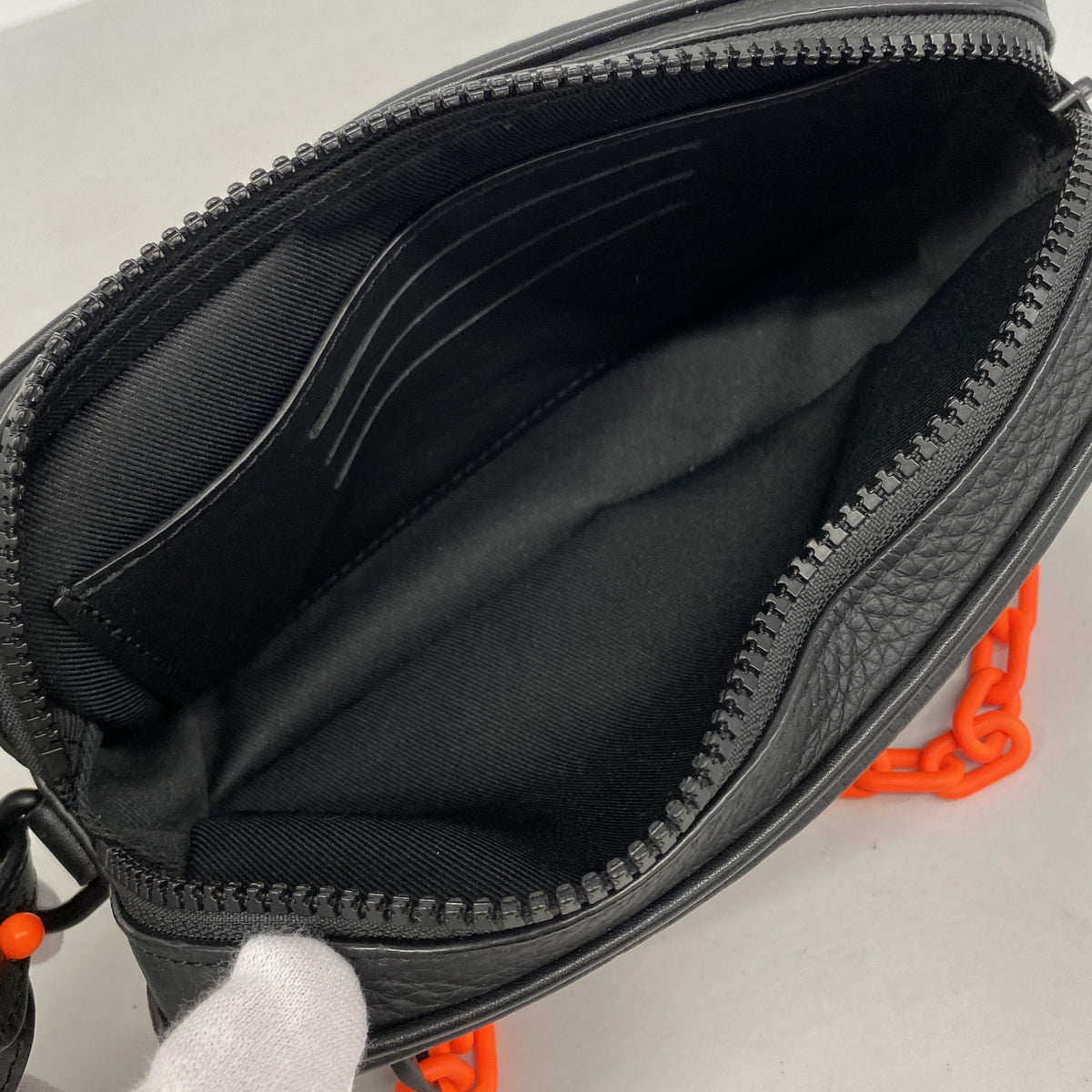【6he4474】ルイヴィトン クラッチバッグ モノグラム・トリヨン ポシェットヴォルガ M53550 ノワール【中古】メンズ