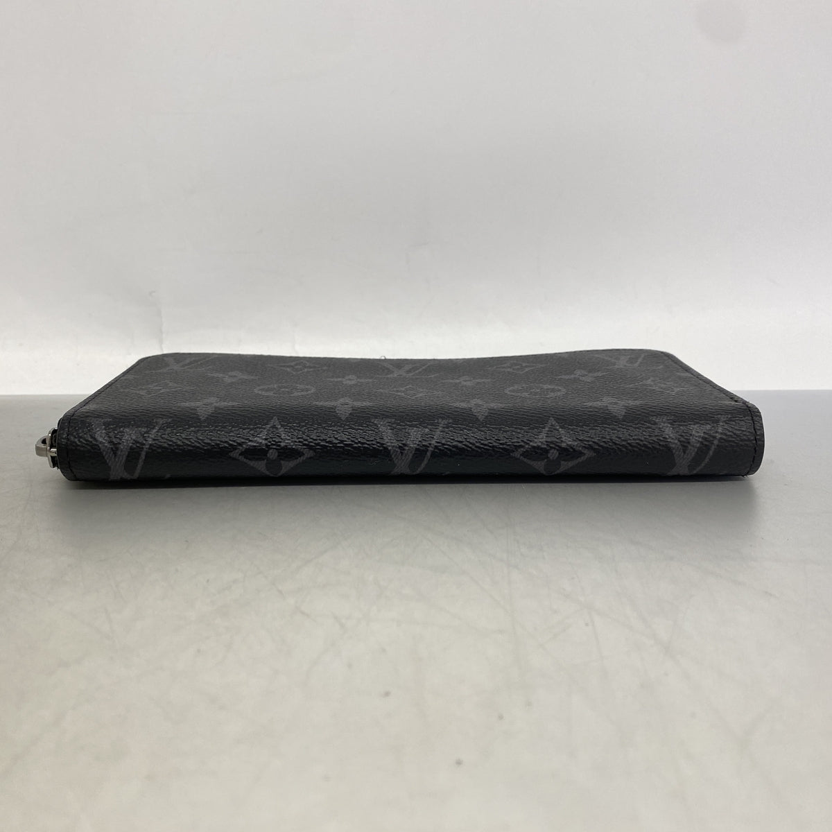 【6he4491-h】ルイヴィトン 長財布 モノグラム・エクリプス ジッピーウォレットホリゾンタル M11611 ブラック【中古】メンズ