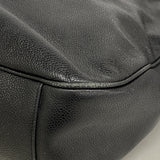 【6he4492-k】シャネル チェーントート キャビアスキン ブラック ゴールド金具【中古】レディース
