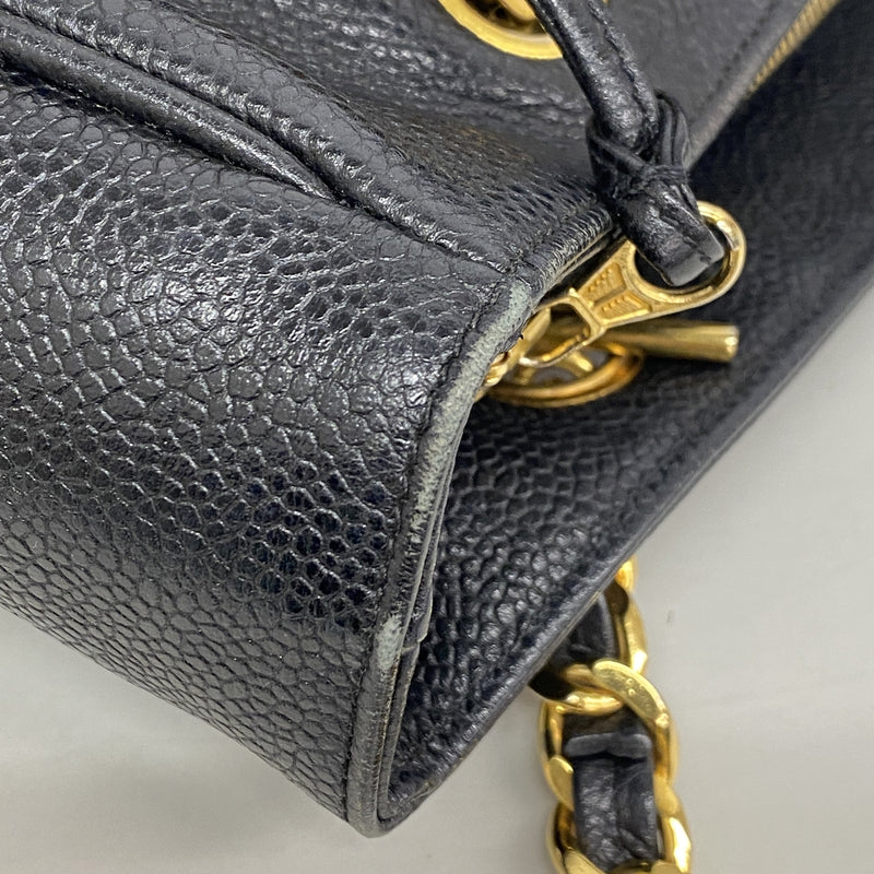 【6he4492-k】シャネル チェーントート キャビアスキン ブラック ゴールド金具【中古】レディース