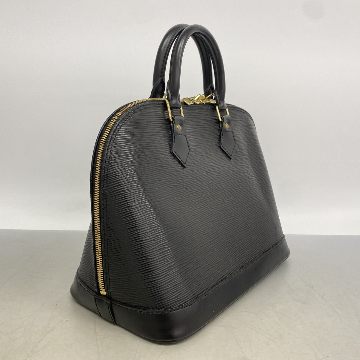 【6he4509】ルイヴィトン ハンドバッグ エピ アルマ M52142 ノワール【中古】レディース