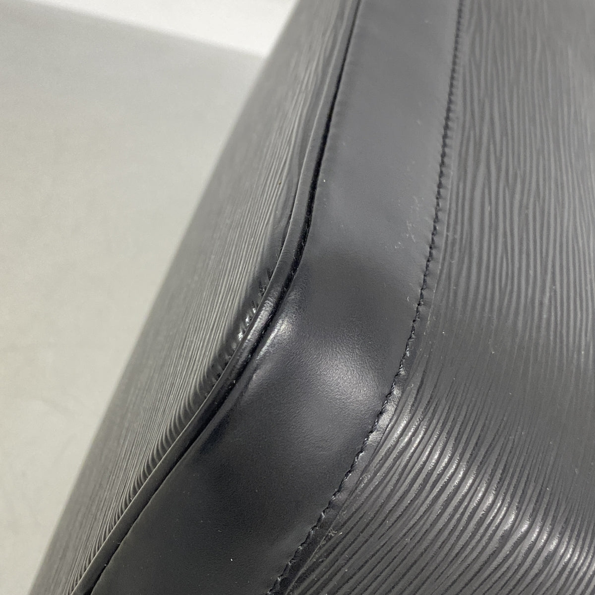 【6he4509】ルイヴィトン ハンドバッグ エピ アルマ M52142 ノワール【中古】レディース