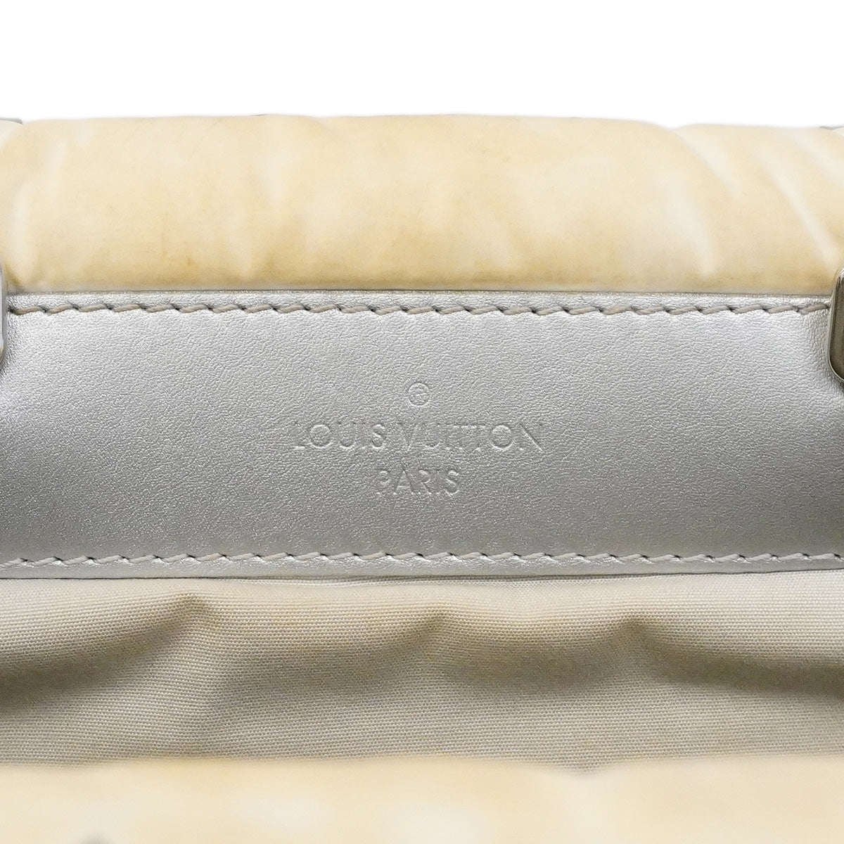 【6he4527-h】ルイヴィトン トートバッグ モノグラム・ナイロン/LV SKI オンザゴーMM M11847 フロスト 2wayバッグ【中古】レディース