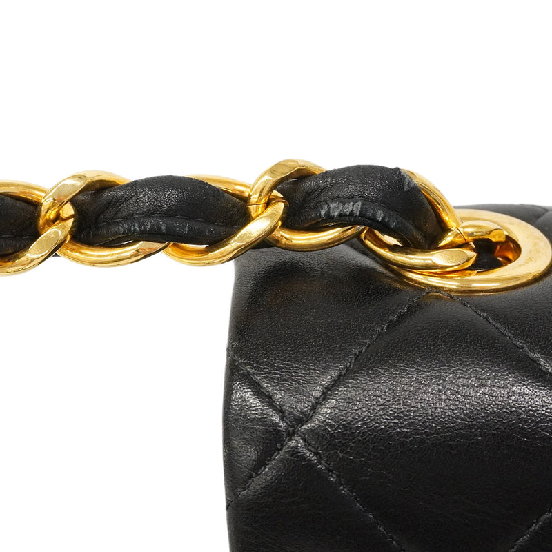 【6he4537】シャネル ショルダーバッグ デカマトラッセ Wチェーン ラムスキン ブラック ゴールド金具【中古】レディース