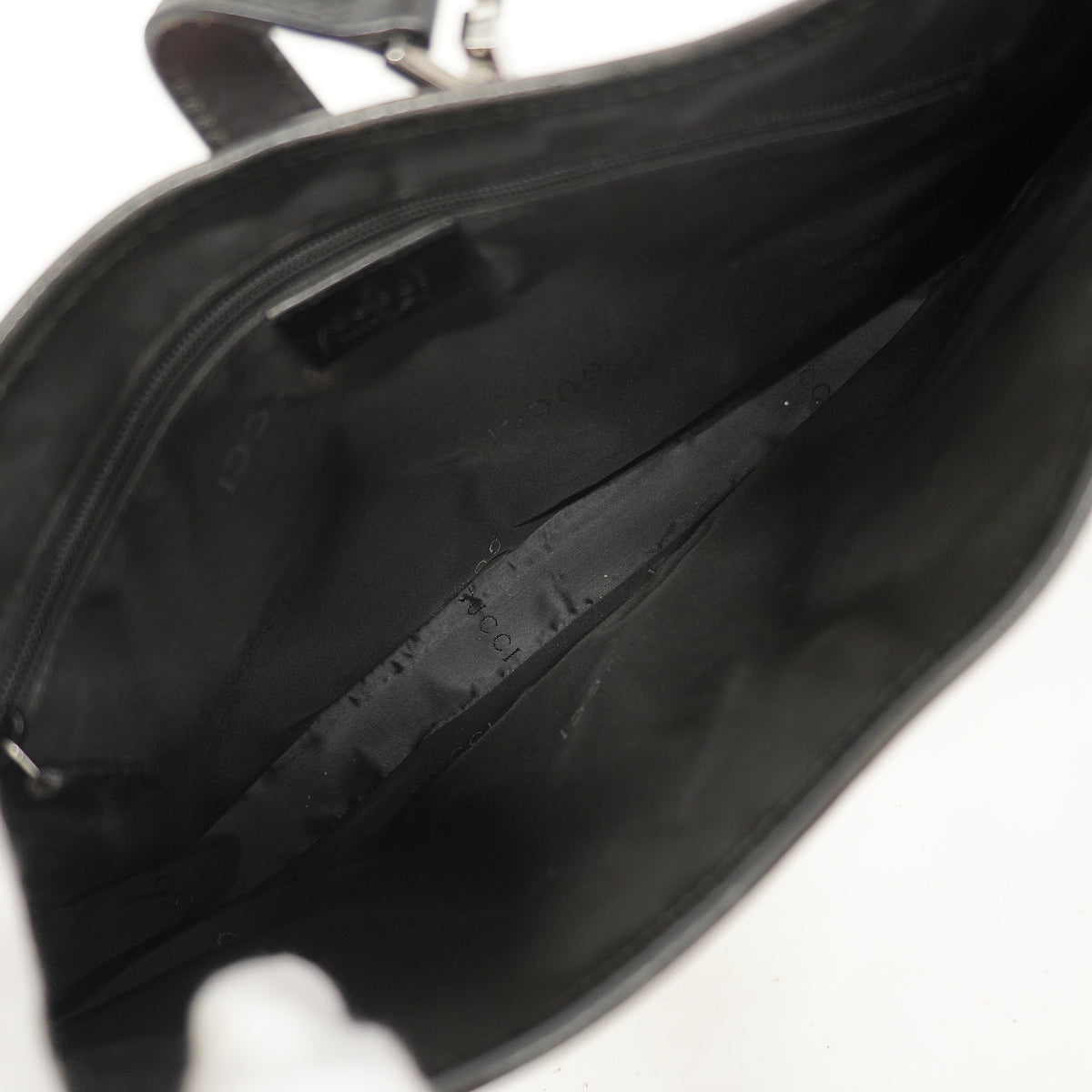 【6he4551-k】グッチ ショルダーバッグ ジャッキー 001 3306 ベロア ピンク ブラック シルバー金具【中古】レディース
