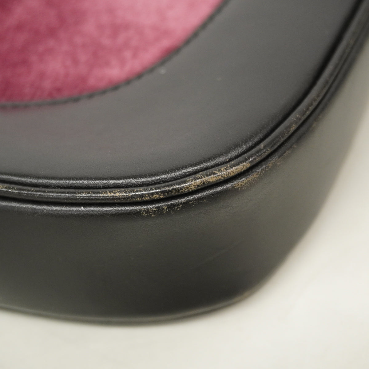 【6he4551-k】グッチ ショルダーバッグ ジャッキー 001 3306 ベロア ピンク ブラック シルバー金具【中古】レディース