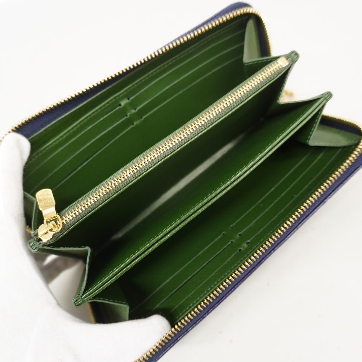 【6he4557-k】ルイヴィトン 長財布 クッサン ジッピーウォレット M82642 ネイビー グリーン【中古】メンズ レディース ユニセックス