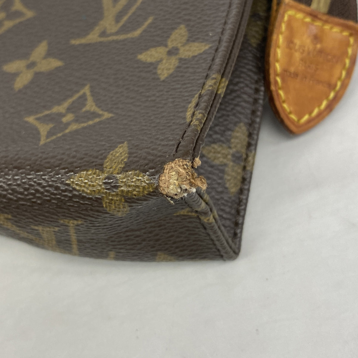 【6he4581】ルイヴィトン ポーチ モノグラム ポッシュトワレット15 M47546 ブラウン【中古】レディース