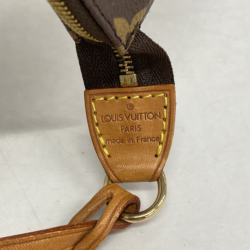 【6he4605】ルイヴィトン ポーチ モノグラム ポシェットアクセソワール M51980 ブラウン【中古】レディース