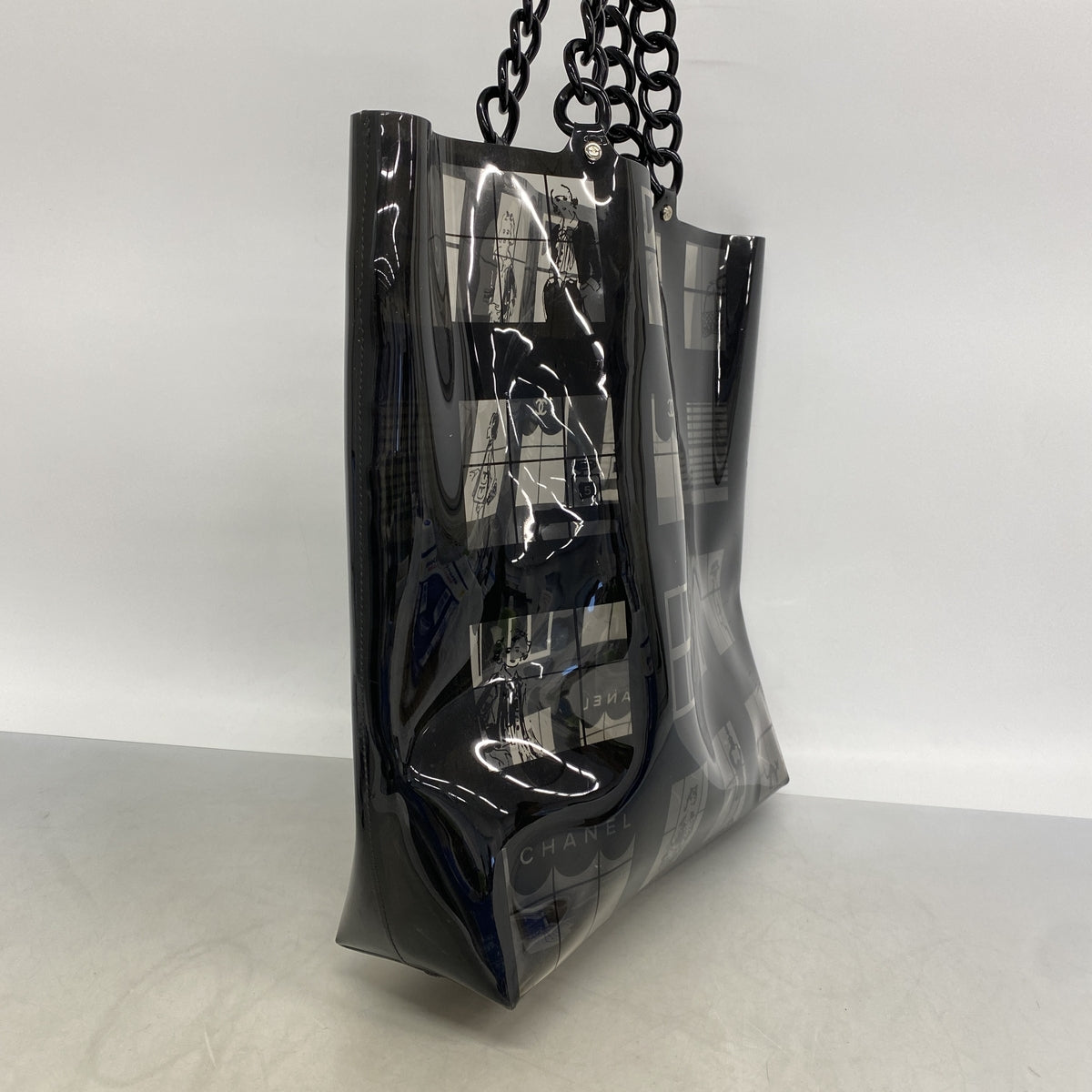 【6he4615-k】シャネル トートバッグ ウィンドウズライン ビニール ブラック シルバー金具【中古】レディース