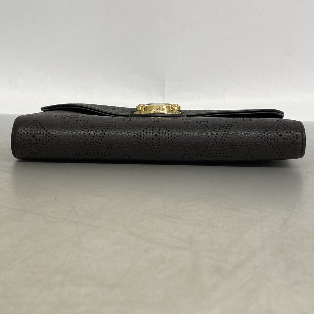 【6he4621-k】ルイヴィトン 三つ折り長財布 マヒナ ポルトフォイユアメリア M95968 ショコラ【中古】レディース