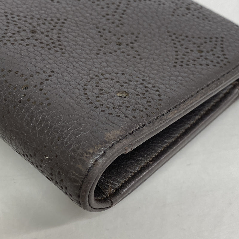 【6he4621-k】ルイヴィトン 三つ折り長財布 マヒナ ポルトフォイユアメリア M95968 ショコラ【中古】レディース