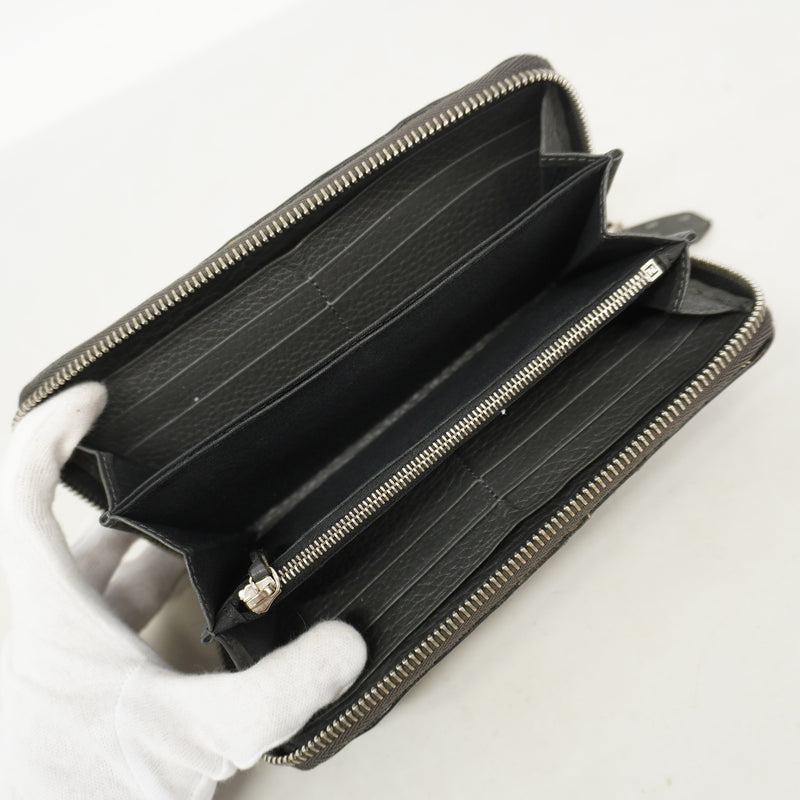 【6he4628】フェンディ 長財布 レザー ブラック シルバー金具【中古】メンズ レディース ユニセックス