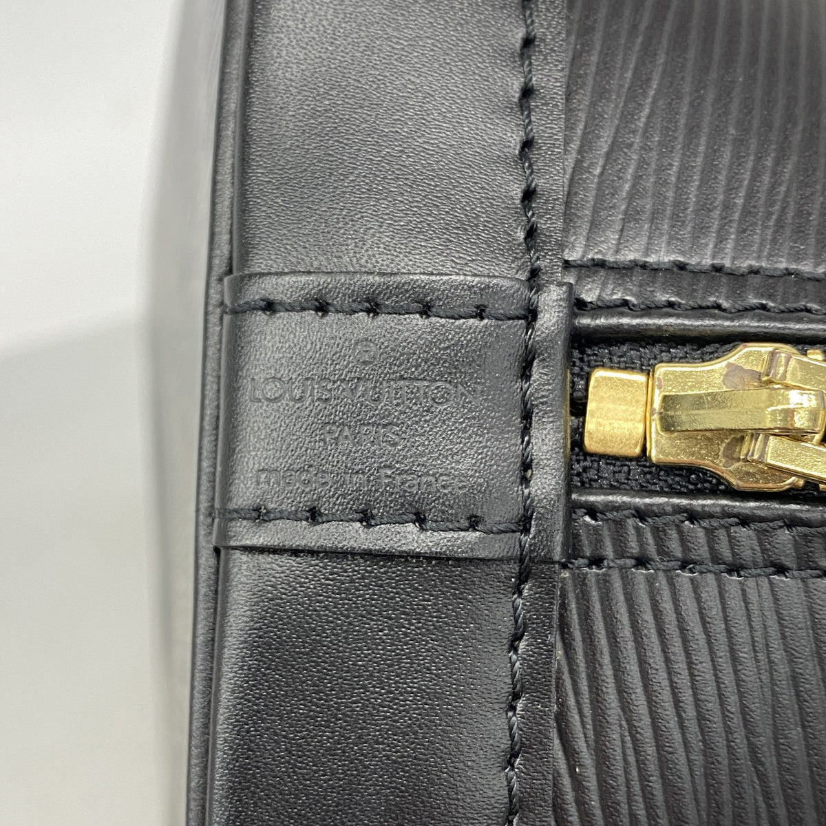 【6he4650】ルイヴィトン ハンドバッグ エピ アルマ M52142 ノワール【中古】レディース